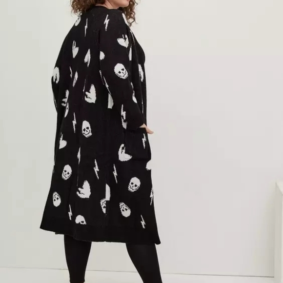 torrid Sweaters - Fall-Apple PICKING-LONG SWEATER Torrid LOVE SICK SKULL Cardigan SIZE 5X